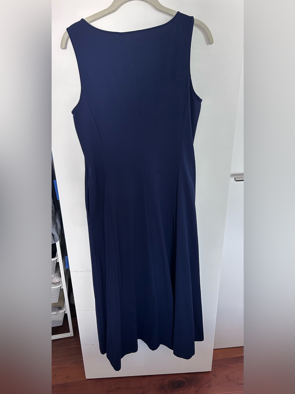Uniqlo Sleeveless Navy Shift Dress - Picture 4 of 5